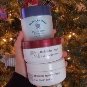 buy 2 peel pads get a pillow glow for FREE